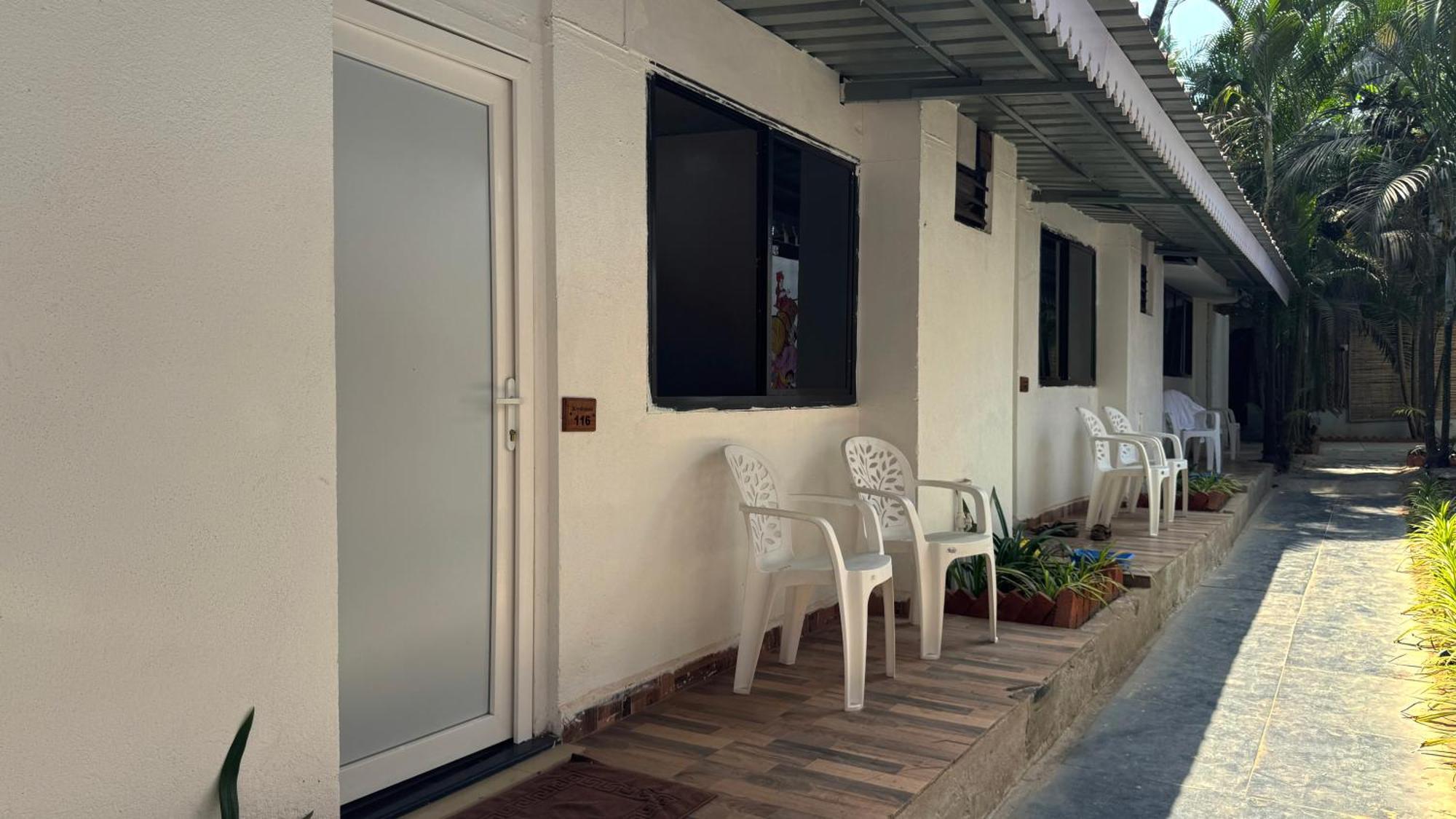 Royal Touch Beach Huts 팔로렘 외부 사진