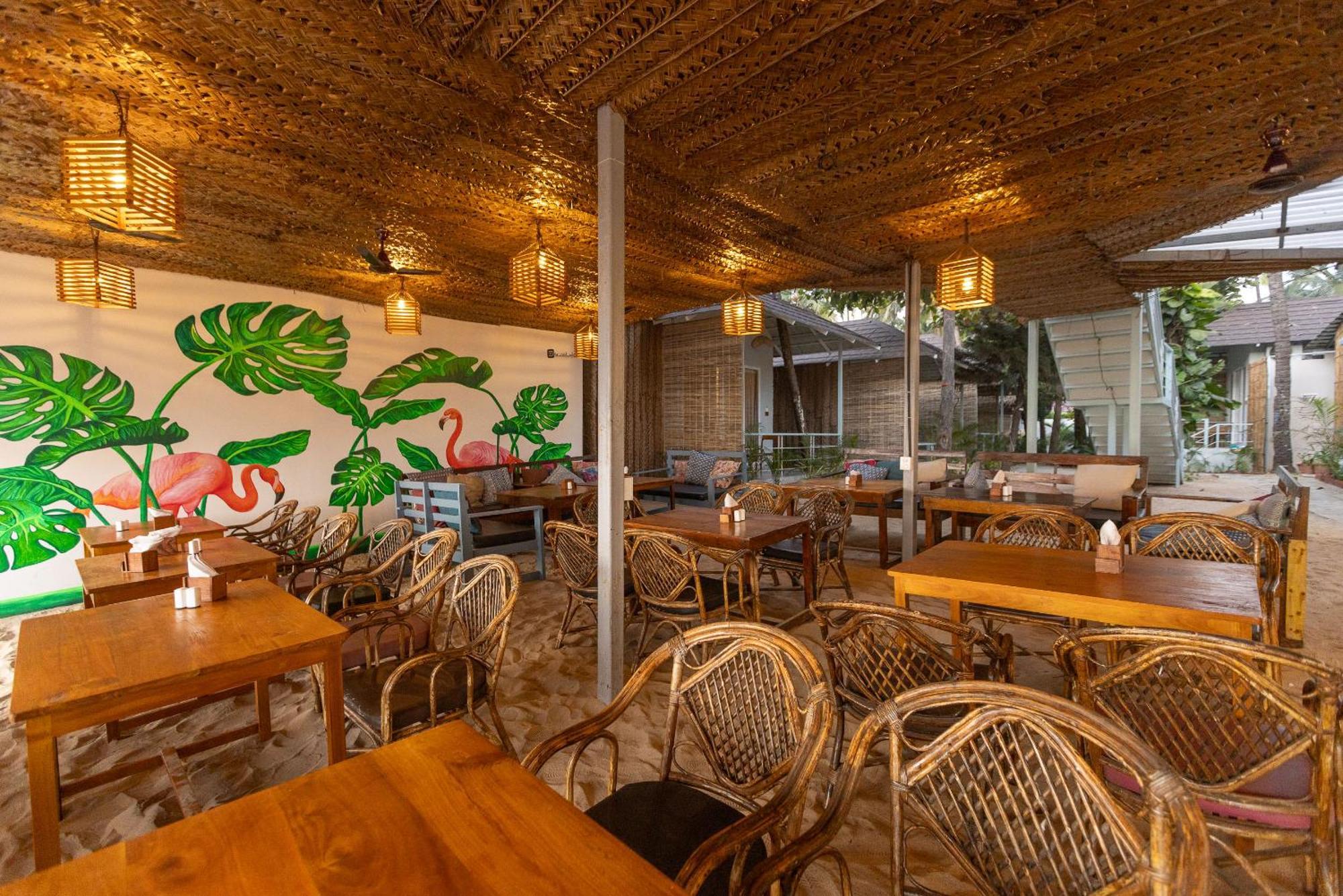 Royal Touch Beach Huts 팔로렘 외부 사진