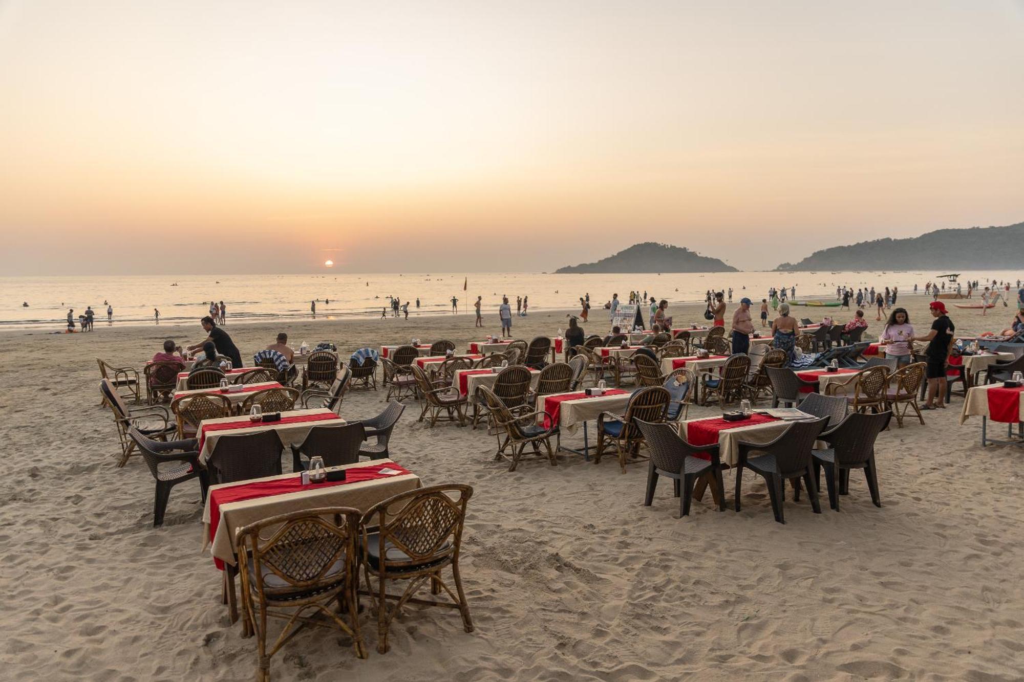 Royal Touch Beach Huts 팔로렘 외부 사진